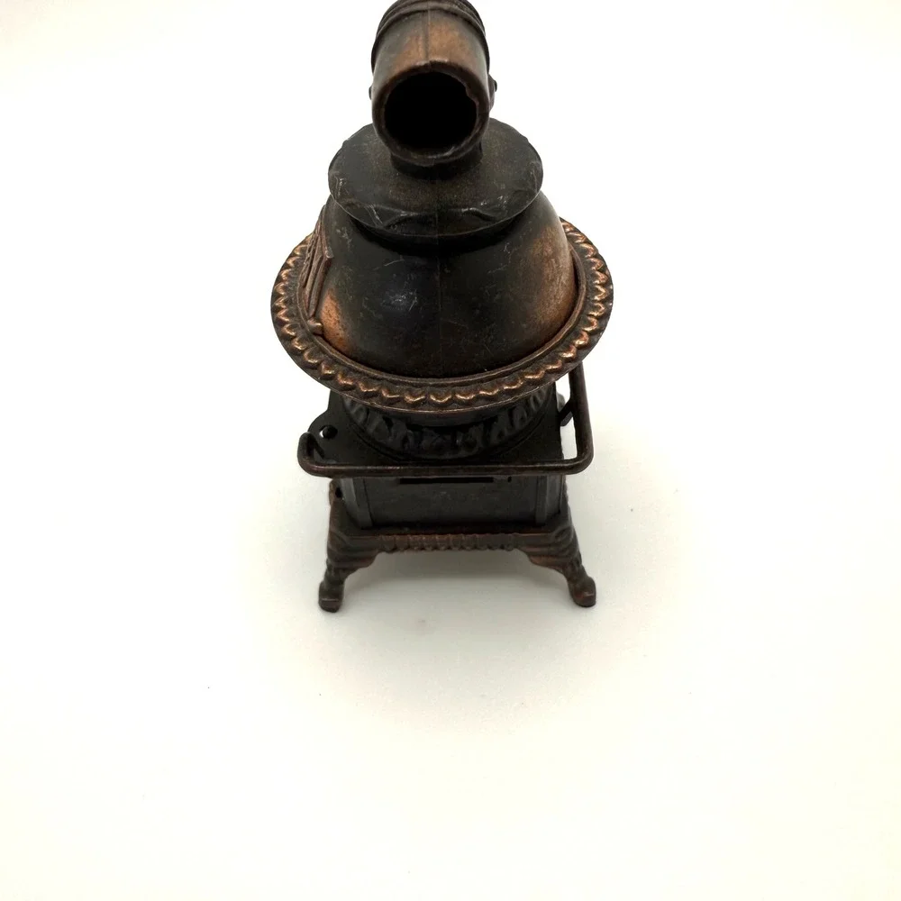 Vintage Cast Iron Stove Pencil Sharpener Desk Decor Miniature‎ Wood Stove